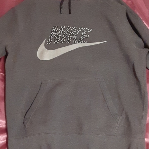 *SOLD* Cotton Nike reflective Hoodie - Picture 4 of 7